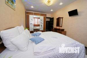 2-к квартира, посуточно, 47м2, 1/1 этаж