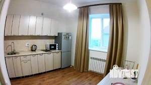 2-к квартира, посуточно, 75м2, 1/1 этаж