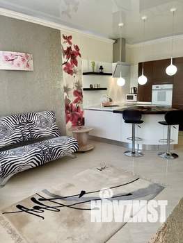 1-к квартира, посуточно, 70м2, 18/25 этаж