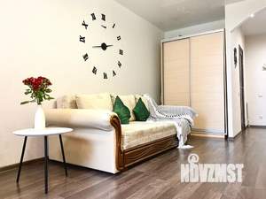 2-к квартира, посуточно, 49м2, 17/25 этаж