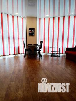 Студия квартира, посуточно, 40м2, 4/10 этаж