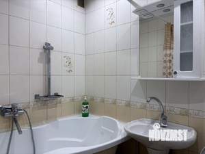 2-к квартира, посуточно, 54м2, 1/1 этаж