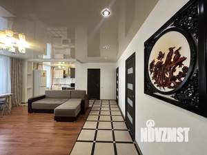 3-к квартира, посуточно, 70м2, 2/7 этаж