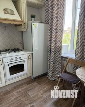 1-к квартира, на длительный срок, 32м2, 4/4 этаж