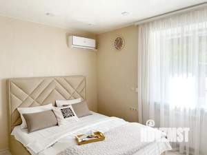 Студия квартира, посуточно, 32м2, 1/5 этаж