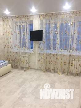 1-к квартира, посуточно, 42м2, 6/9 этаж