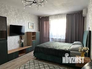 1-к квартира, посуточно, 40м2, 11/18 этаж