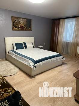 1-к квартира, посуточно, 49м2, 3/5 этаж