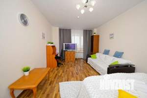 1-к квартира, посуточно, 60м2, 1/1 этаж