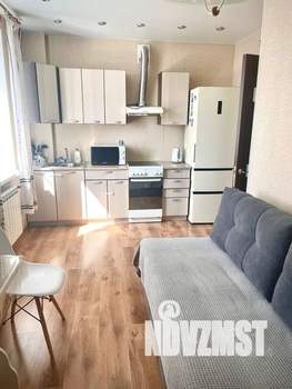 1-к квартира, посуточно, 52м2, 6/18 этаж