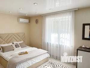 Студия квартира, посуточно, 32м2, 1/5 этаж