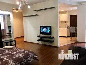 Студия квартира, посуточно, 47м2, 2/9 этаж