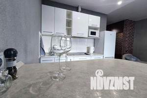 1-к квартира, посуточно, 35м2, 1/9 этаж