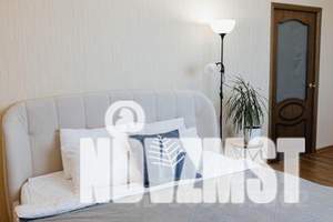 1-к квартира, посуточно, 60м2, 16/17 этаж