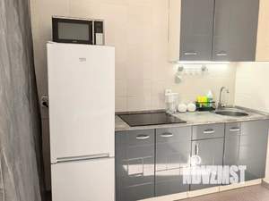 1-к квартира, посуточно, 40м2, 13/16 этаж