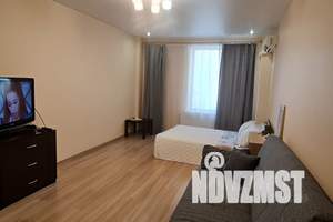 1-к квартира, посуточно, 53м2, 4/17 этаж