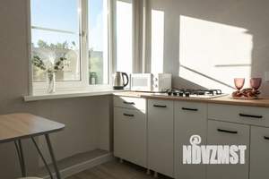 1-к квартира, посуточно, 30м2, 3/6 этаж