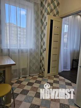 1-к квартира, посуточно, 40м2, 3/7 этаж