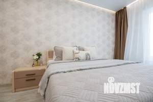 2-к квартира, посуточно, 62м2, 13/23 этаж