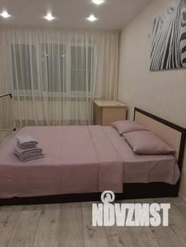 1-к квартира, посуточно, 42м2, 8/10 этаж