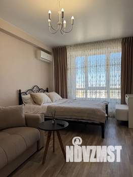 1-к квартира, посуточно, 38м2, 13/18 этаж