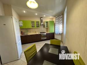 2-к квартира, посуточно, 82м2, 3/9 этаж