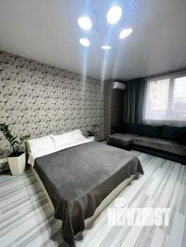 Студия квартира, посуточно, 35м2, 2/10 этаж