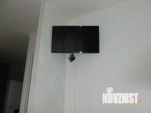 Студия квартира, посуточно, 28м2, 1/10 этаж