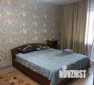 2-к квартира, посуточно, 50м2, 1/1 этаж