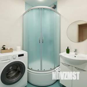 Студия квартира, посуточно, 35м2, 5/10 этаж