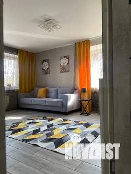 Студия квартира, посуточно, 40м2, 1/5 этаж