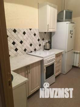 1-к квартира, посуточно, 36м2, 8/16 этаж