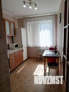 2-к квартира, посуточно, 52м2, 1/1 этаж