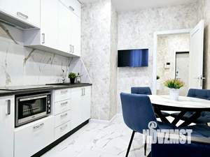 1-к квартира, посуточно, 42м2, 10/20 этаж