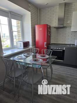 2-к квартира, посуточно, 47м2, 1/1 этаж