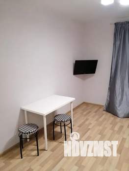 1-к квартира, посуточно, 42м2, 3/10 этаж