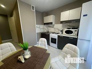 1-к квартира, посуточно, 37м2, 1/20 этаж