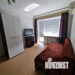 1-к квартира, посуточно, 33м2, 3/5 этаж