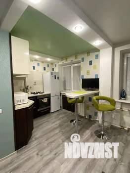 Студия квартира, посуточно, 30м2, 4/5 этаж