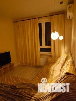 1-к квартира, посуточно, 32м2, 2/10 этаж