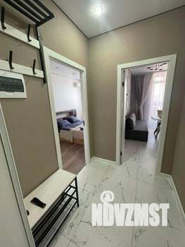 1-к квартира, посуточно, 37м2, 1/1 этаж