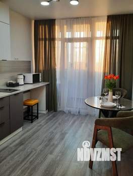 1-к квартира, посуточно, 35м2, 1/1 этаж