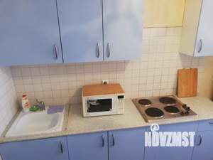 1-к квартира, посуточно, 43м2, 8/10 этаж