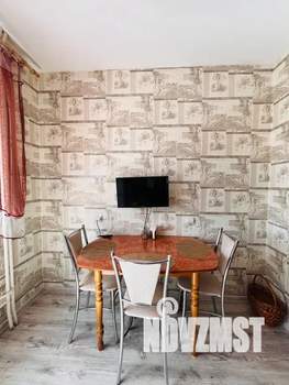 1-к квартира, посуточно, 39м2, 4/9 этаж