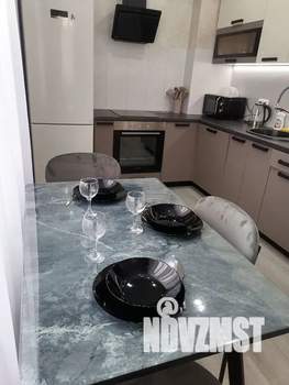 1-к квартира, посуточно, 41м2, 10/20 этаж