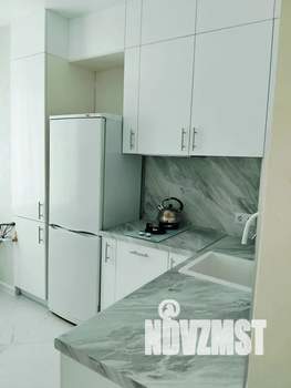 1-к квартира, посуточно, 32м2, 4/8 этаж