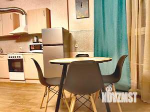 1-к квартира, посуточно, 40м2, 4/10 этаж