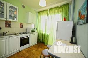 1-к квартира, посуточно, 35м2, 6/9 этаж