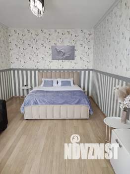 1-к квартира, посуточно, 38м2, 3/6 этаж