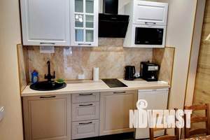 2-к квартира, посуточно, 40м2, 15/23 этаж